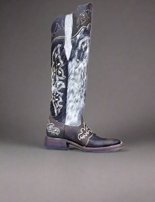Black and white Hair-On Buckaroo - with Shin Protection